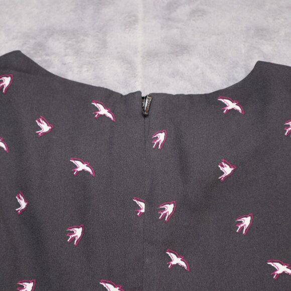 Banana Republic Fit Flare Dress Womens Petite 0P Black Swallow Bird Casual - Picture 5 of 12